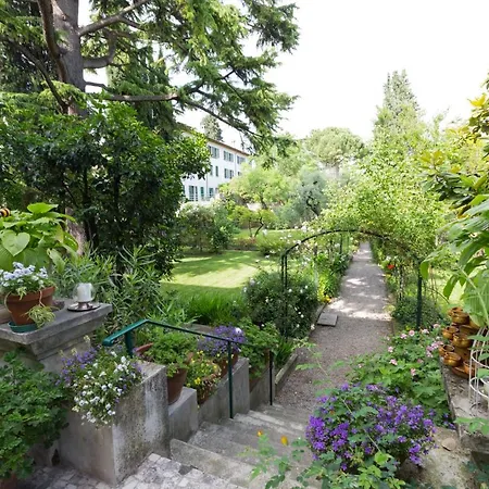 Corte Delle Muse Bed & Breakfast San Felice del Benaco